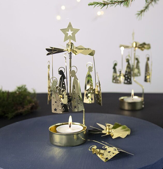 Änglaspel Krubba familj från Pluto Produkter med värmeljus