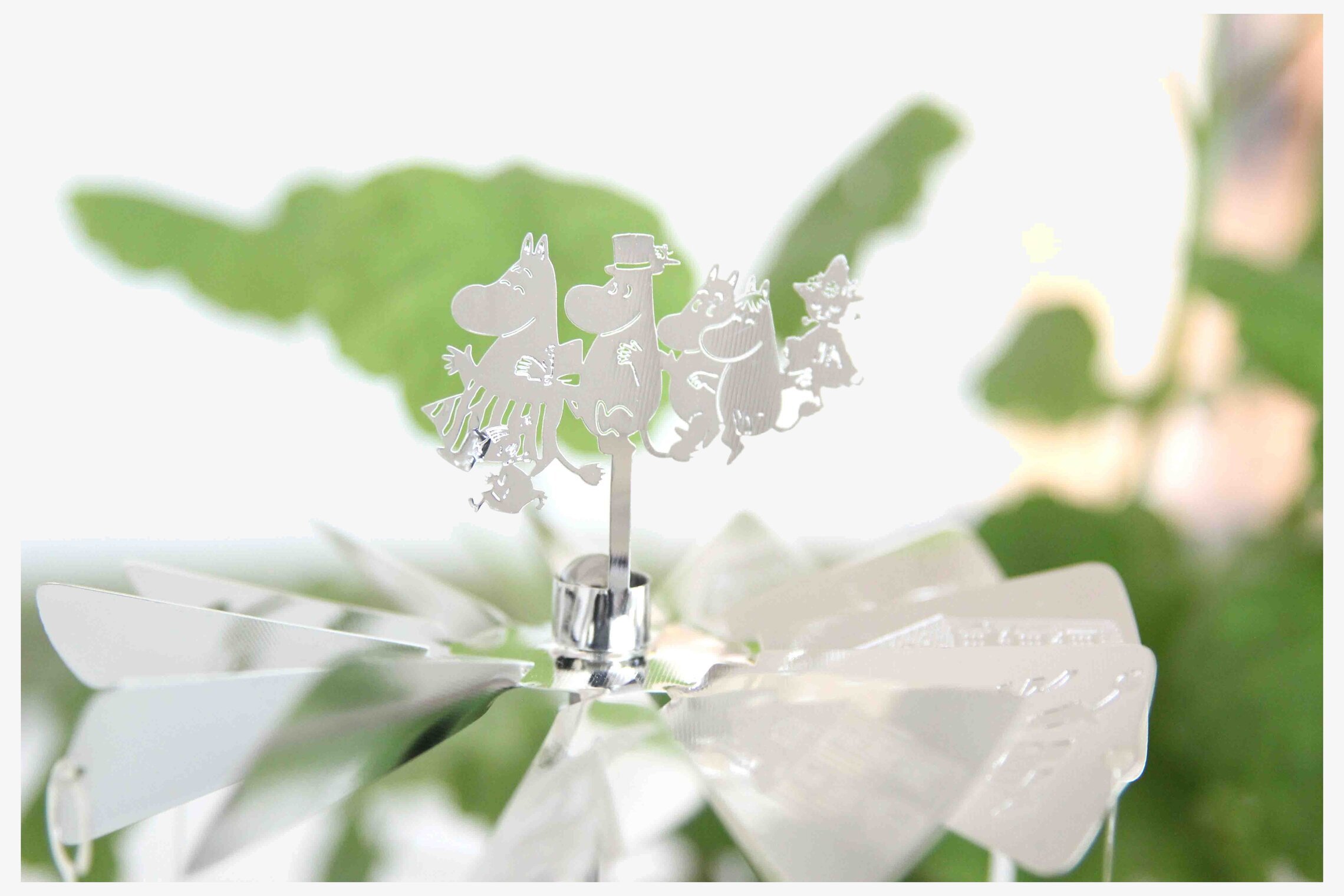 Stort Änglaspel Mumin Familj Silver från Pluto Produkter