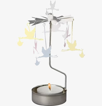 Änglaspel Bebisdags från Pluto Produkter med roterande storkar